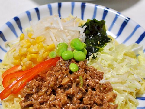 【うま塩】彩りジャージャー麺